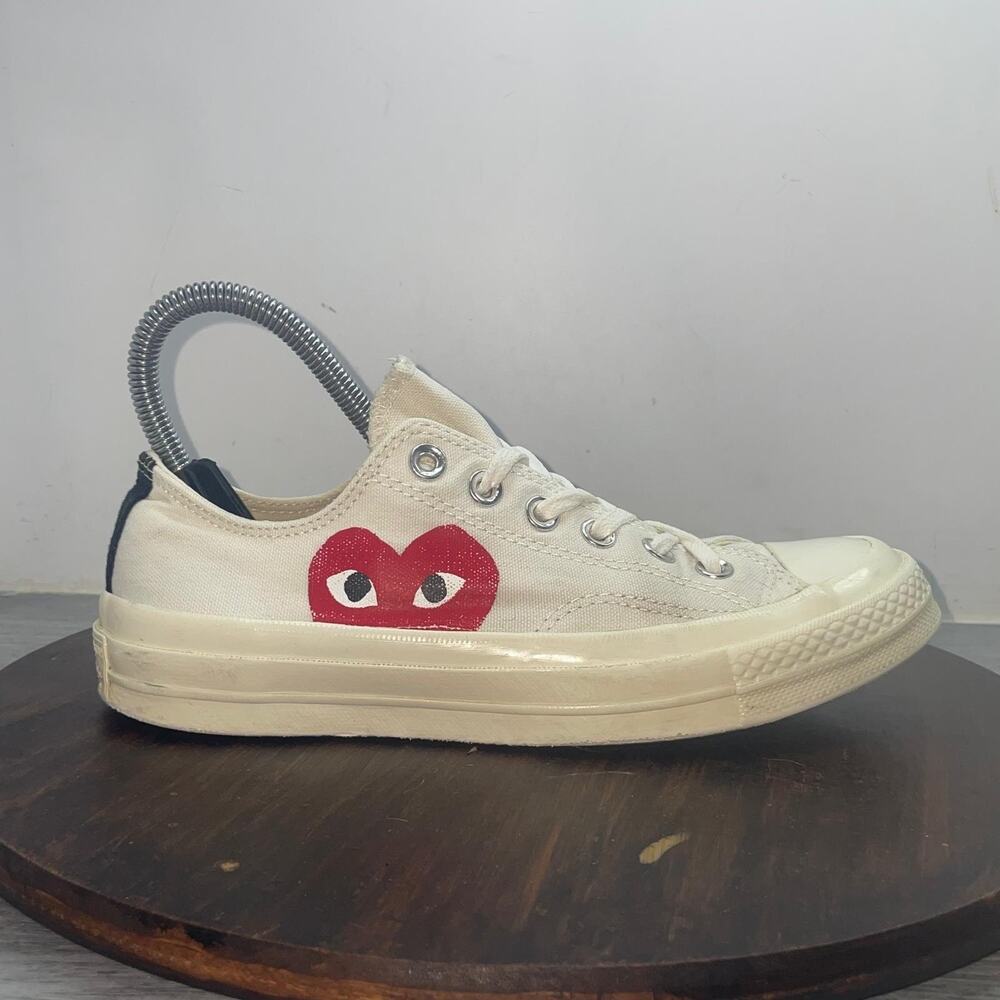 Converse Comme Des Garcons Play Half Heart All Star Low Top Shoes Women’s Size 7